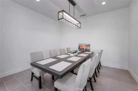 Dining - 1042 Beaver Pond, Madera, CA 93636 photo 3 of 5