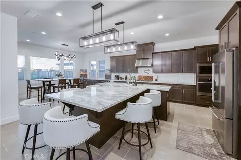 Kitchen - 1042 Beaver Pond, Madera, CA 93636 photo 6 of 6