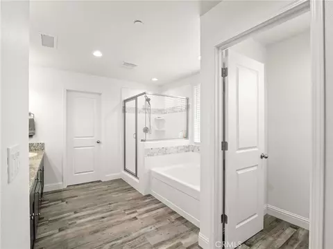 Bath - 4080 San Jose, Clovis, CA 93619 photo 3 of 7