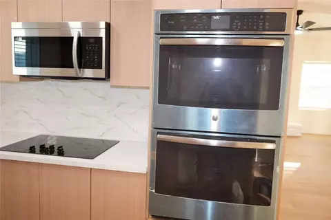 Kitchen - 2214 Fordham Ave, Clovis, CA 93611 photo 1 of 3