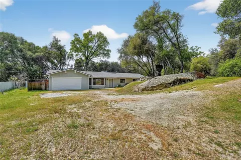 40790 Highway 49, Oakhurst, CA 93644