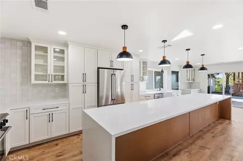 Kitchen - 26882 Road 400, Madera, CA 93636 photo 4 of 6