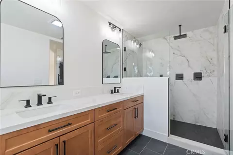 Bath - 26882 Road 400, Madera, CA 93636 photo 3 of 3
