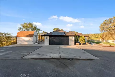 Exterior - 26882 Road 400, Madera, CA 93636 photo 7 of 12