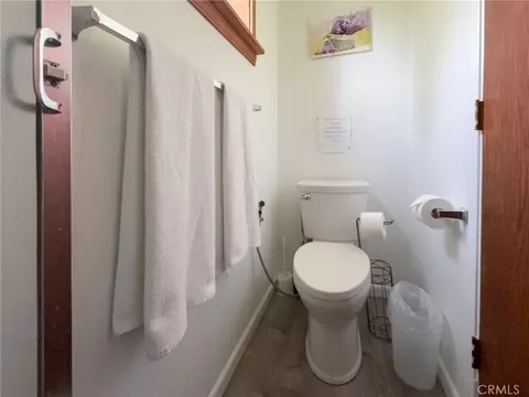 Bath - 52865 N Highway 245, Miramonte, CA 93641 photo 2 of 4