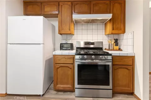 Kitchen - 52865 N Highway 245, Miramonte, CA 93641 photo 2 of 4