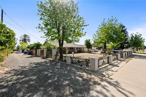 Exterior - 3280 Mccall Ave, Selma, CA 93662 photo 2 of 10