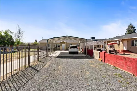 Exterior - 3280 Mccall Ave, Selma, CA 93662 photo 9 of 10