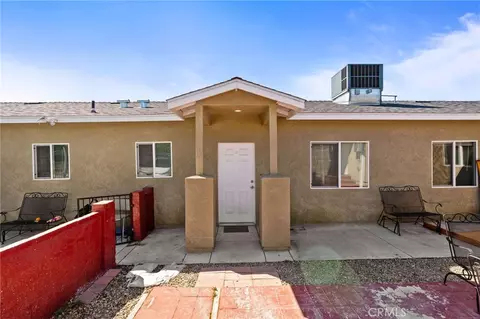Exterior - 3280 Mccall Ave, Selma, CA 93662 photo 3 of 10