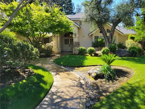 819 E Woodhaven, Fresno, CA 93720