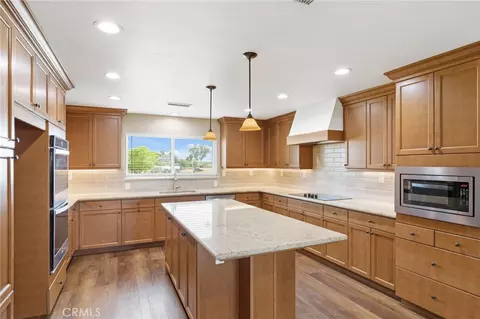 Kitchen - 16540 Road 31, Madera, CA 93636 photo 2 of 2