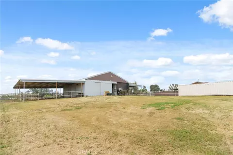 Exterior - 16540 Road 31, Madera, CA 93636 photo 6 of 10