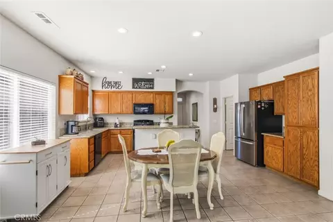Kitchen - 2408 Snapdragon Ct, Modesto, CA 95355 photo 2 of 2