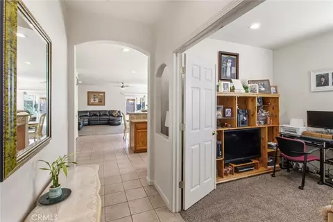 Entry Way - 2408 Snapdragon Ct, Modesto, CA 95355 photo 1 of 3