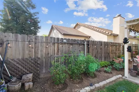 Exterior - 2408 Snapdragon Ct, Modesto, CA 95355 photo 10 of 13