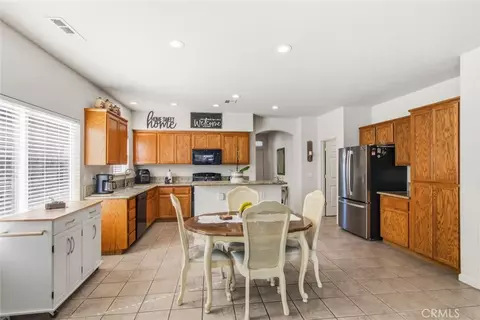 Kitchen - 2408 Snapdragon Ct, Modesto, CA 95355 photo 2 of 2