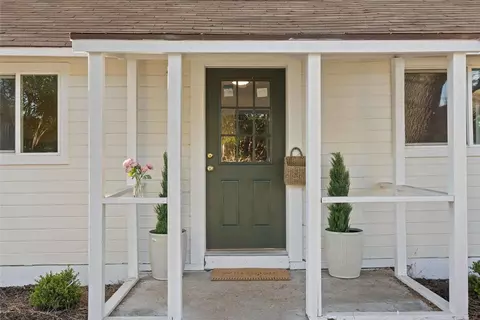 Exterior - 578 E 9th Ave #1/2, Chico, CA 95926 photo 4 of 5