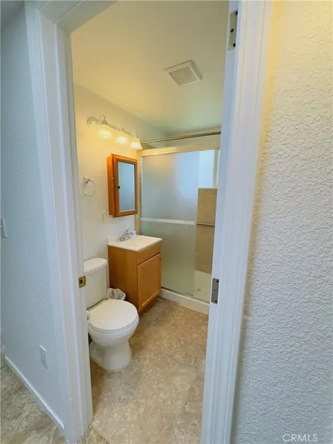 Bath - 1205 Bell Ave, Corcoran, CA 93212 photo 1 of 3