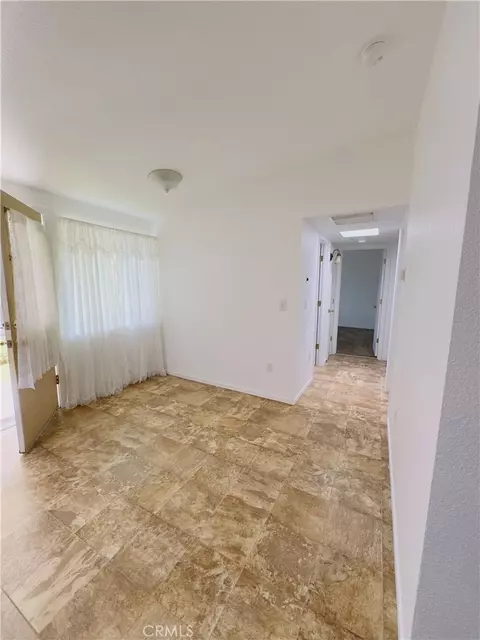 Entry Way - 1205 Bell Ave, Corcoran, CA 93212 photo 2 of 8