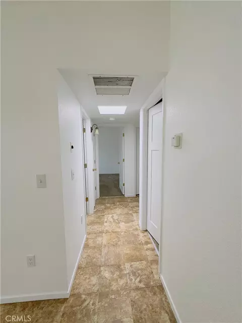 Entry Way - 1205 Bell Ave, Corcoran, CA 93212 photo 3 of 8