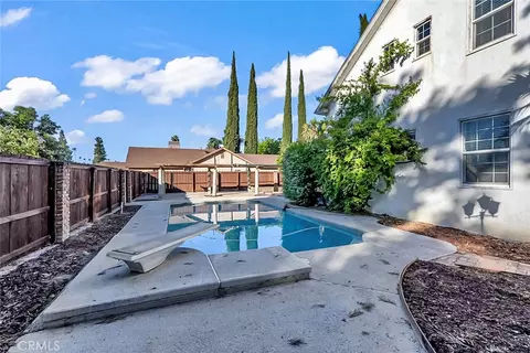 Exterior - 155 N 7th Ave, Chowchilla, CA 93610 photo 6 of 7