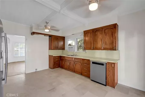 Kitchen - 155 N 7th Ave, Chowchilla, CA 93610 photo 1 of 2