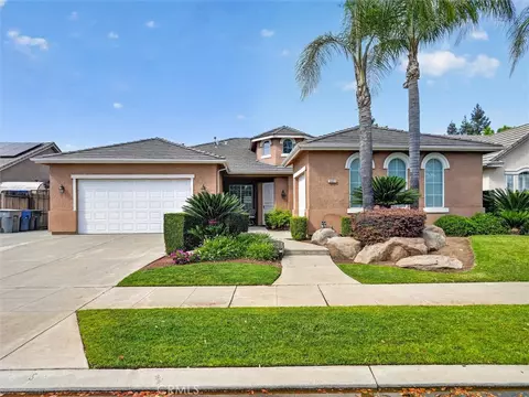 2927 Browning Ave, Clovis, CA 93611