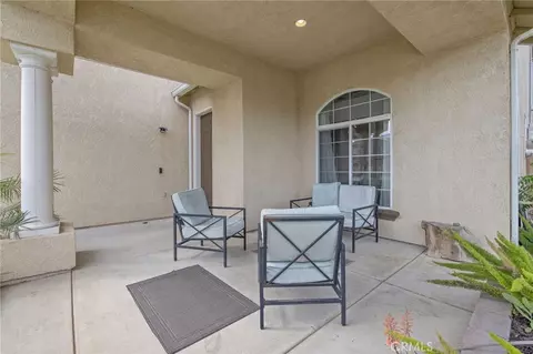 Exterior - 1077 Paradise, Lemoore, CA 93245 photo 2 of 15