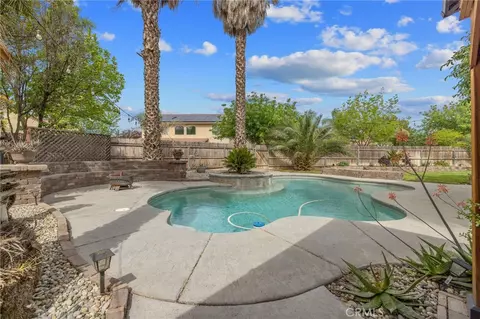 Exterior - 1077 Paradise, Lemoore, CA 93245 photo 10 of 15