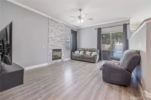 Living - 1077 Paradise, Lemoore, CA 93245 photo 3 of 4