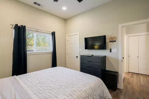 Bedroom - 335 Oxford Ave, Clovis, CA 93612 photo 9 of 10