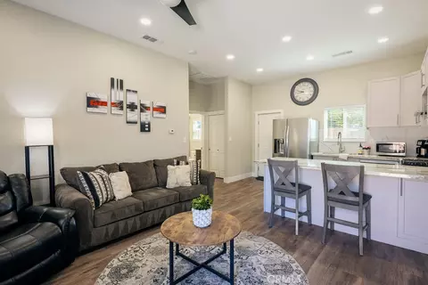 Living - 335 Oxford Ave, Clovis, CA 93612 photo 2 of 3