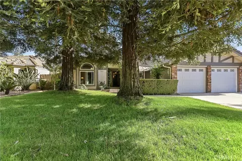 1917 E Quincy, Fresno, CA 93720