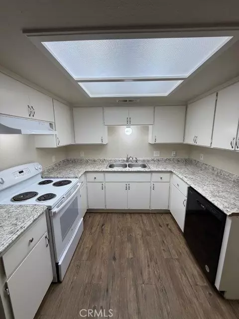 Kitchen - 1405 E Cypress, Reedley, CA 93654 photo 1 of 1