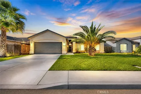 7443 Ensminger, Visalia, CA 93291