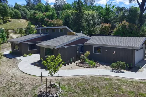 50856 Westview Ct, Oakhurst, CA 93644