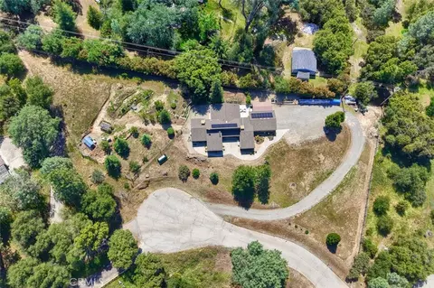 View/Area - 50856 Westview Ct, Oakhurst, CA 93644 photo 1 of 4