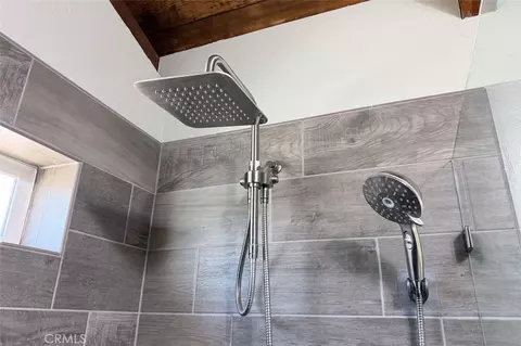 Bath - 50856 Westview Ct, Oakhurst, CA 93644 photo 4 of 5