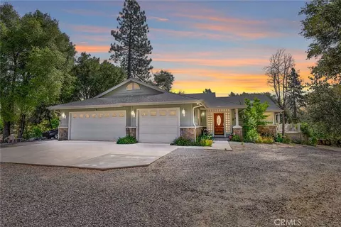 44550 Windsong Way, Ahwahnee, CA 93601