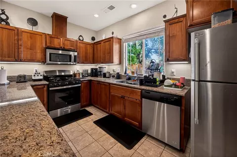 Kitchen - 4 Harrier, Chico, CA 95926 photo 3 of 4