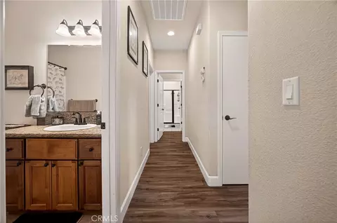 Entry Way - 4 Harrier, Chico, CA 95926 photo 3 of 3