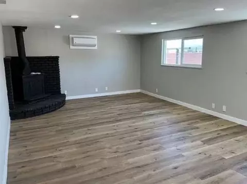 Living - 1008 Elizabeth St, Barstow, CA 92311 photo 2 of 2