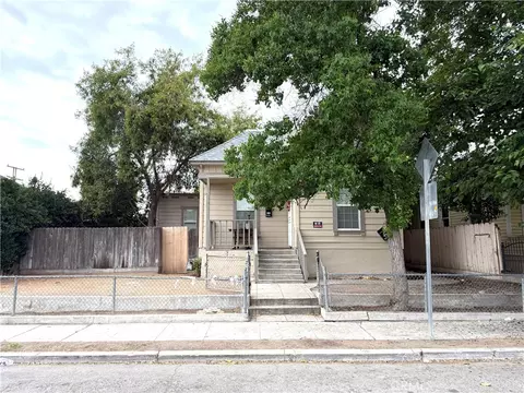129 N N Park, Fresno, CA 93701