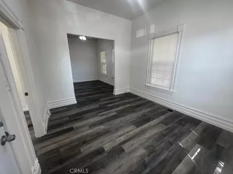 Living - 129 N N Park, Fresno, CA 93701 photo 1 of 4