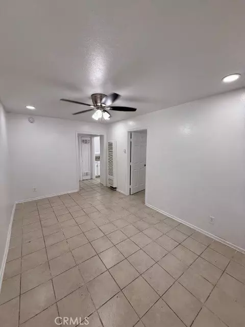 Living - 129 N N Park, Fresno, CA 93701 photo 4 of 4