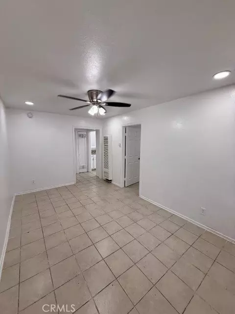 Living - 129 N N Park, Fresno, CA 93701 photo 4 of 4