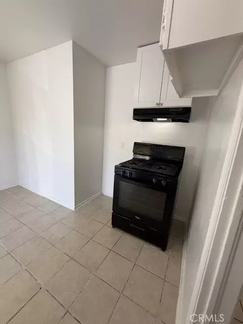 Entry Way - 129 N N Park, Fresno, CA 93701 photo 2 of 3