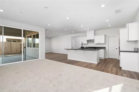 Living - 1266 Talus Way S, Madera, CA 93636 photo 5 of 7