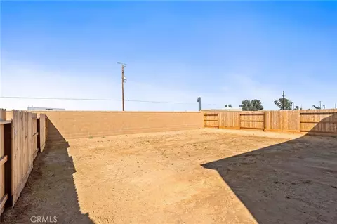 Exterior - 1266 Talus Way S, Madera, CA 93636 photo 6 of 9