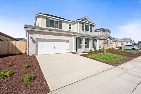 Exterior - 1189 Magnolia Ct W, Madera, CA 93636 photo 2 of 9